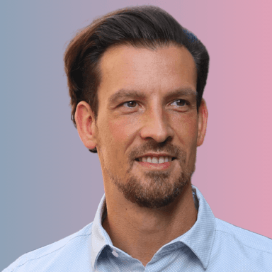 André Creutz — Versicherungsexperte